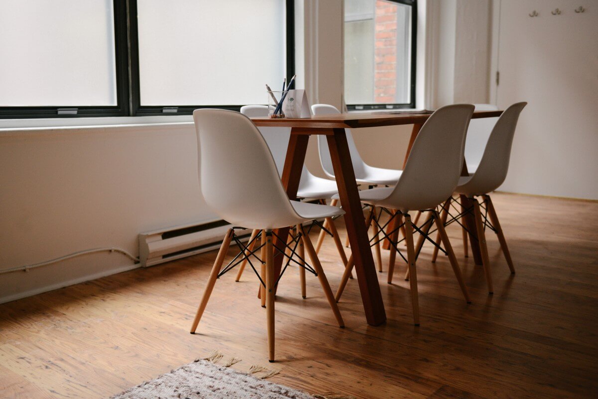 A table and some chairs are essential for every apartment