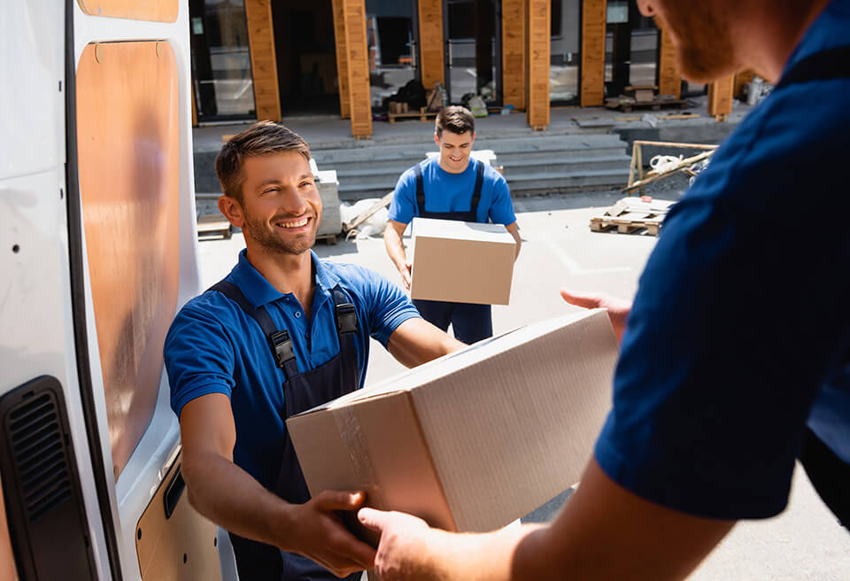 Hiring professional movers doesn't have to be expensive