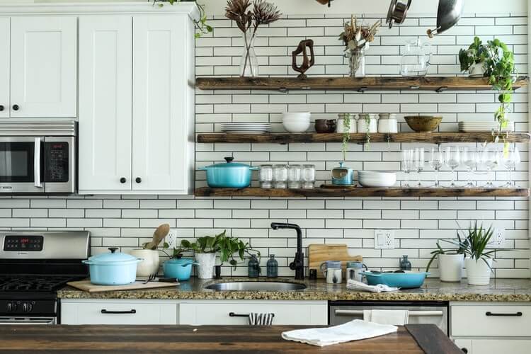 A small and organized kitchen ready for a moving company